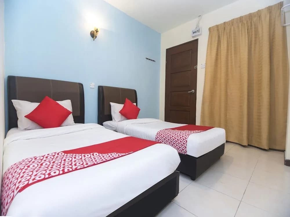 OYO 1149 Feringghi Hotel - photo 2