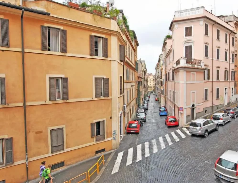 95 Rooms in Rome - main photo