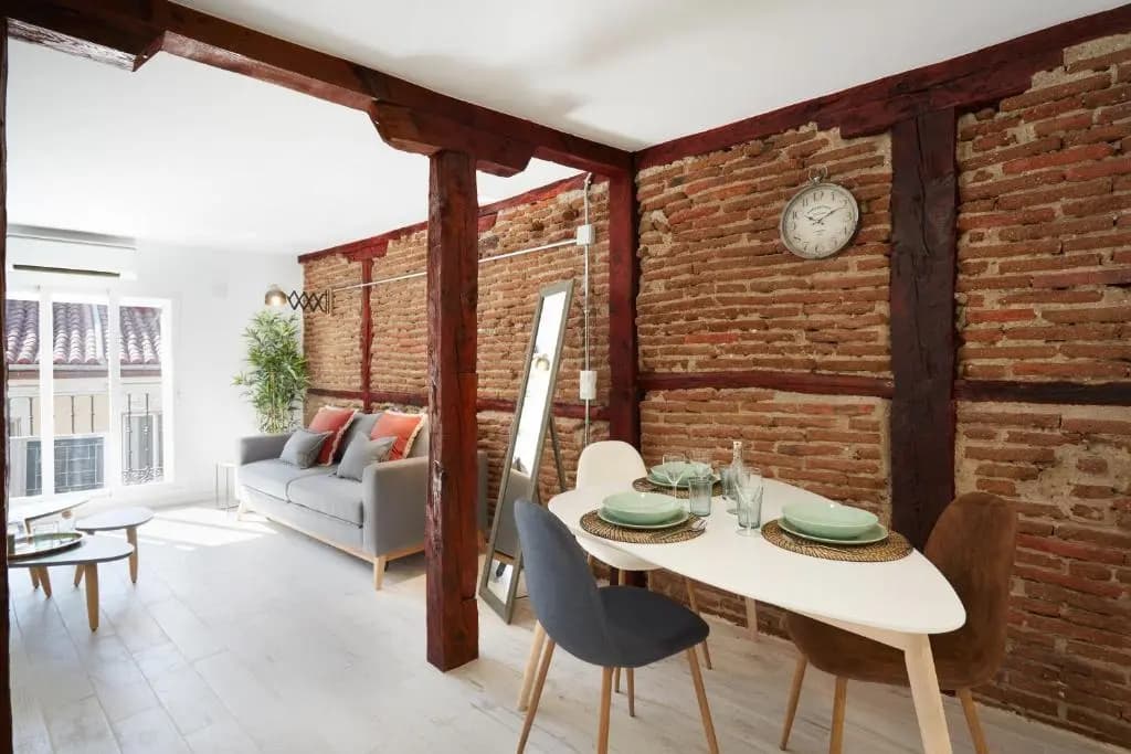 LEEWAYS LOFT in PELAYO - photo 4