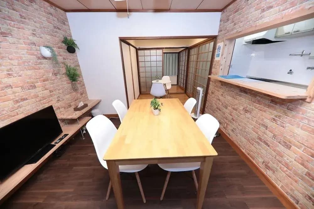 Brick House Near Osaka Castle 217-1 - photo 2