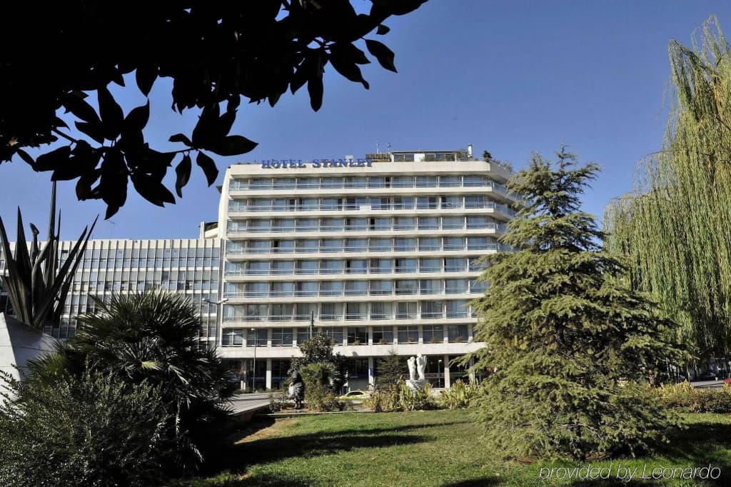 The Stanley - photo 1