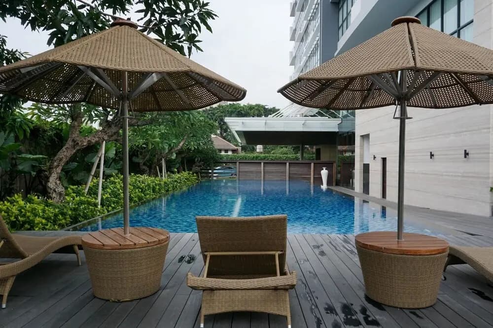 Stylish and Luxury 2BR Apartment in Veranda Residence Puri - photo 13
