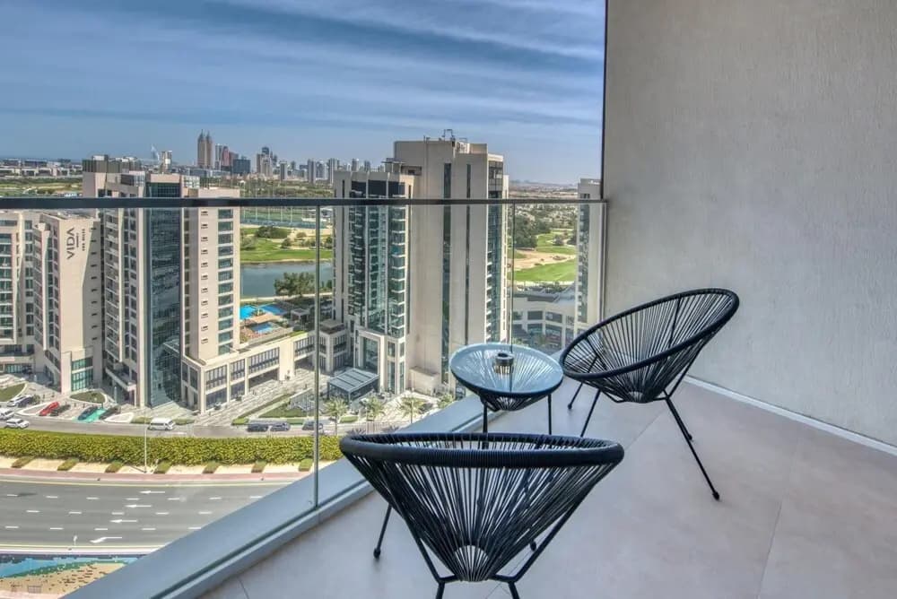 Urban 1BR w Golf Course Views - photo 15