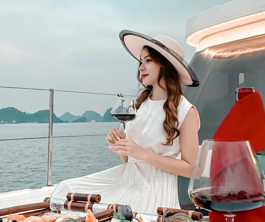 Scarlet Pearl Cruises - photo 23