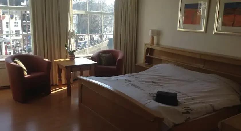 The Amsterdam Canal Hotel - photo 2