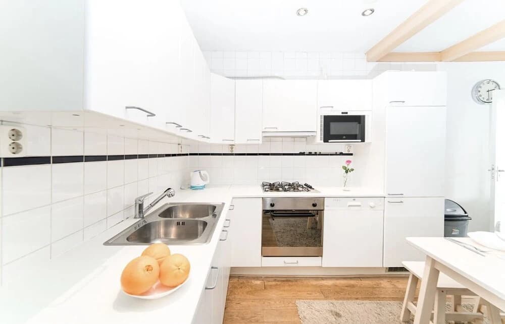 Zeeburg Flower Apartment - photo 20