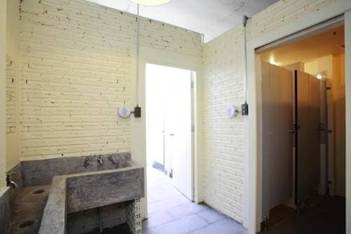 2W Cafe & Hostel - photo 8