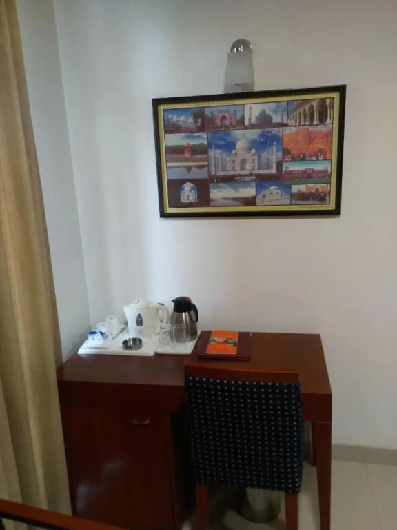 Divine Inn Hotel - photo 12