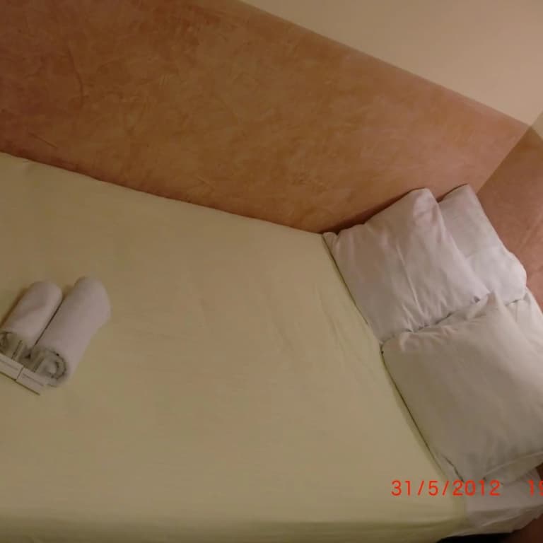Hotel Neutraal - photo 21