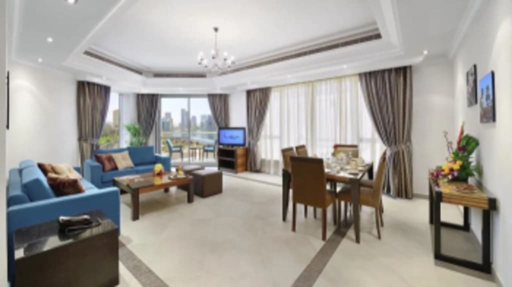 Al Majaz Premiere Hotel Apartment - photo 14