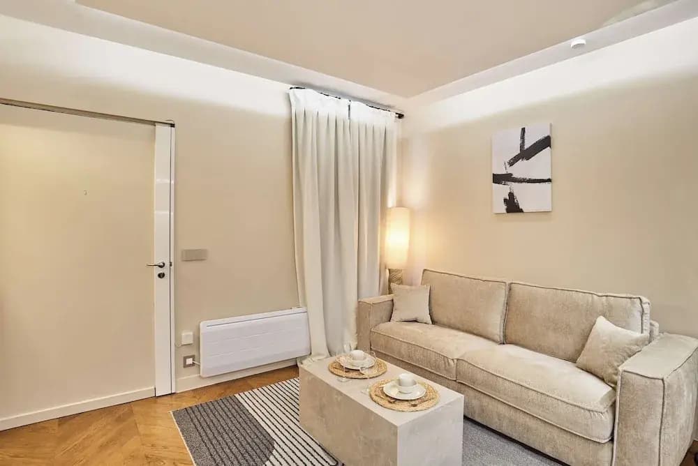Superb Air-conditioned Flat on the Champs Elysees - photo 9