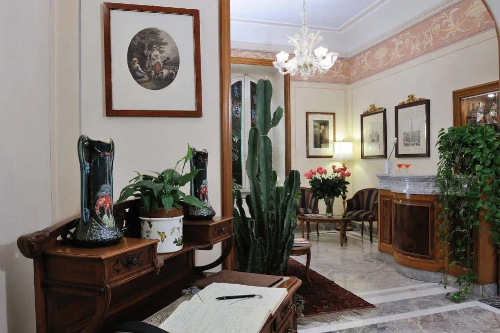 Hotel Farnese - photo 16