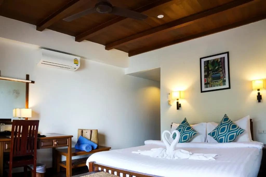 The Lodge - photo 5