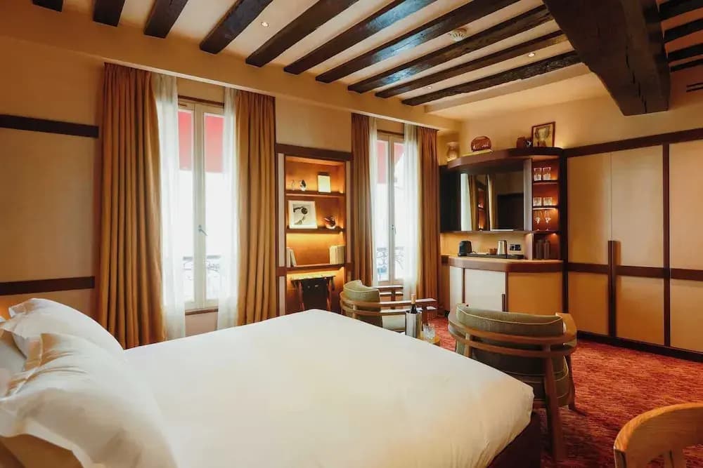 Confidential Room 1, a Stone's Throw From the Louvre - photo 5