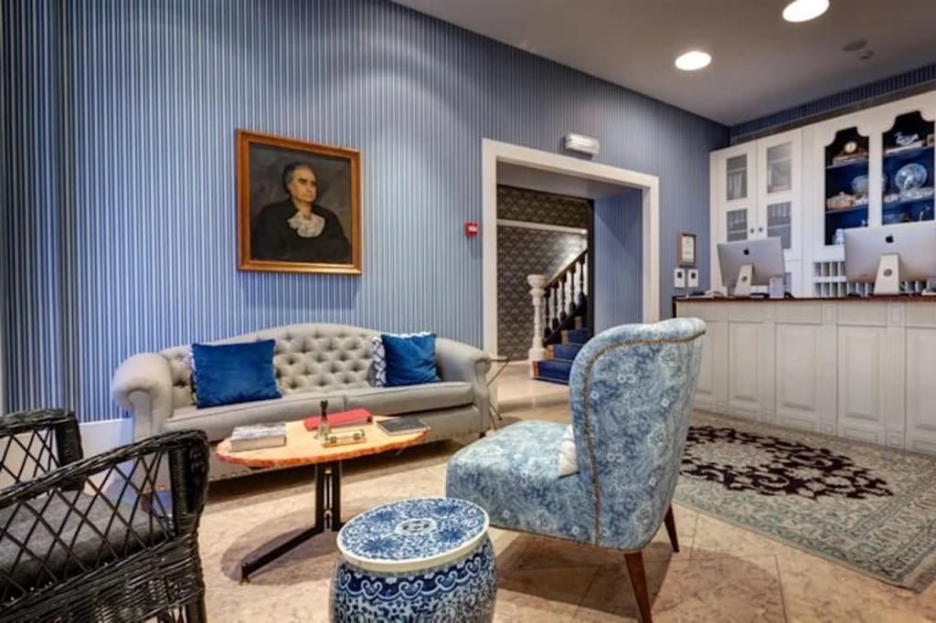 Lx Boutique Hotel - photo 2