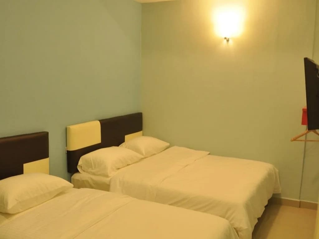 Sri Maluri Hotel - photo 5