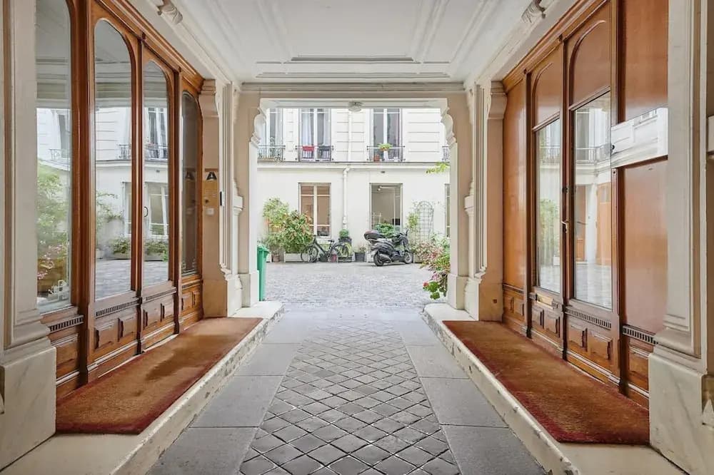 Sublime Apartment in the Center of Paris - photo 11