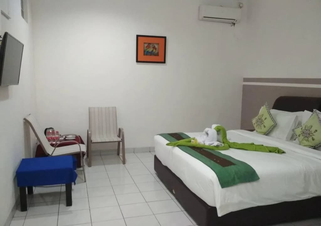 Hotel Huswah - photo 6