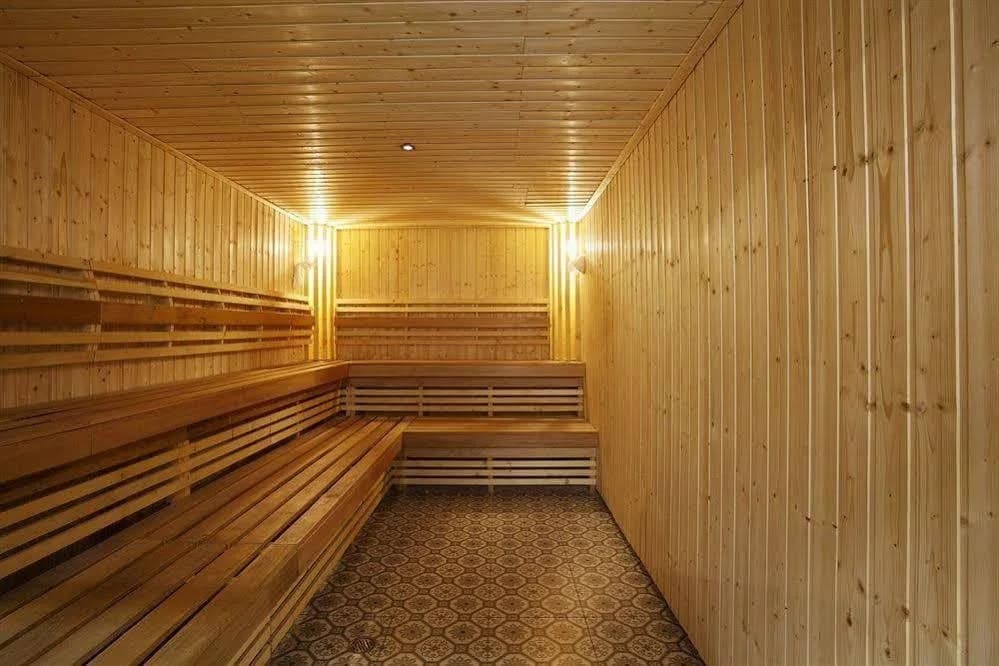 WhyNot Backpackers Capsule Hostel - photo 14