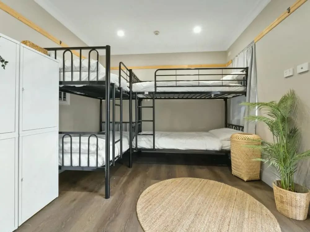 Flinders St. Boutique Hotel - photo 3