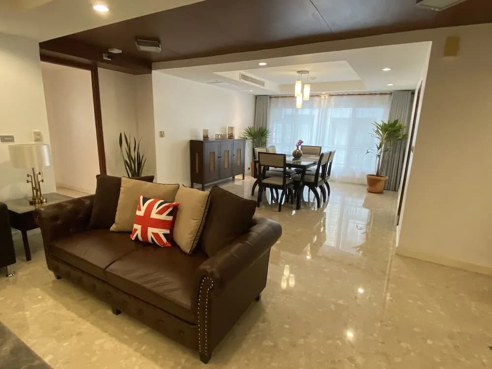 JJ Mansion - photo 4
