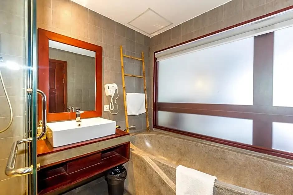 Coolland Residence And Spa - photo 10