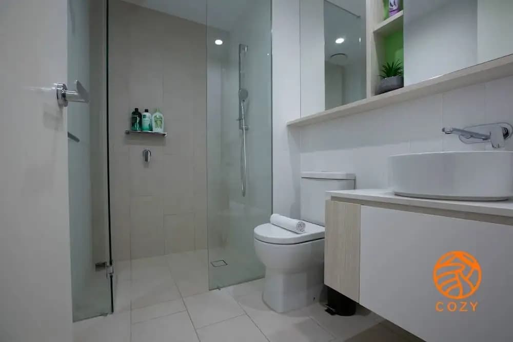 103 Brand New Central Located Box Hill Apt - photo 5