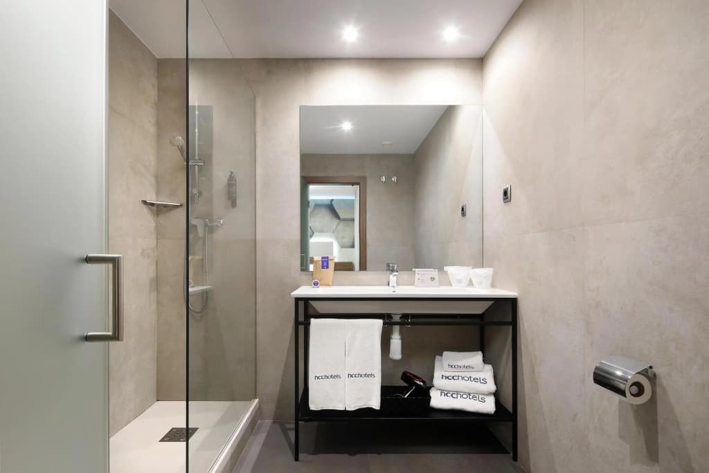 HCC MontBlanc Hotel - photo 10