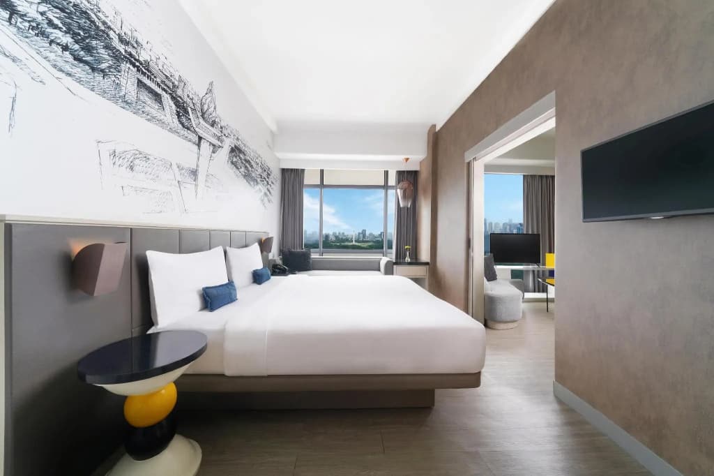 YELLO Hotel Harmoni Jakarta - photo 2