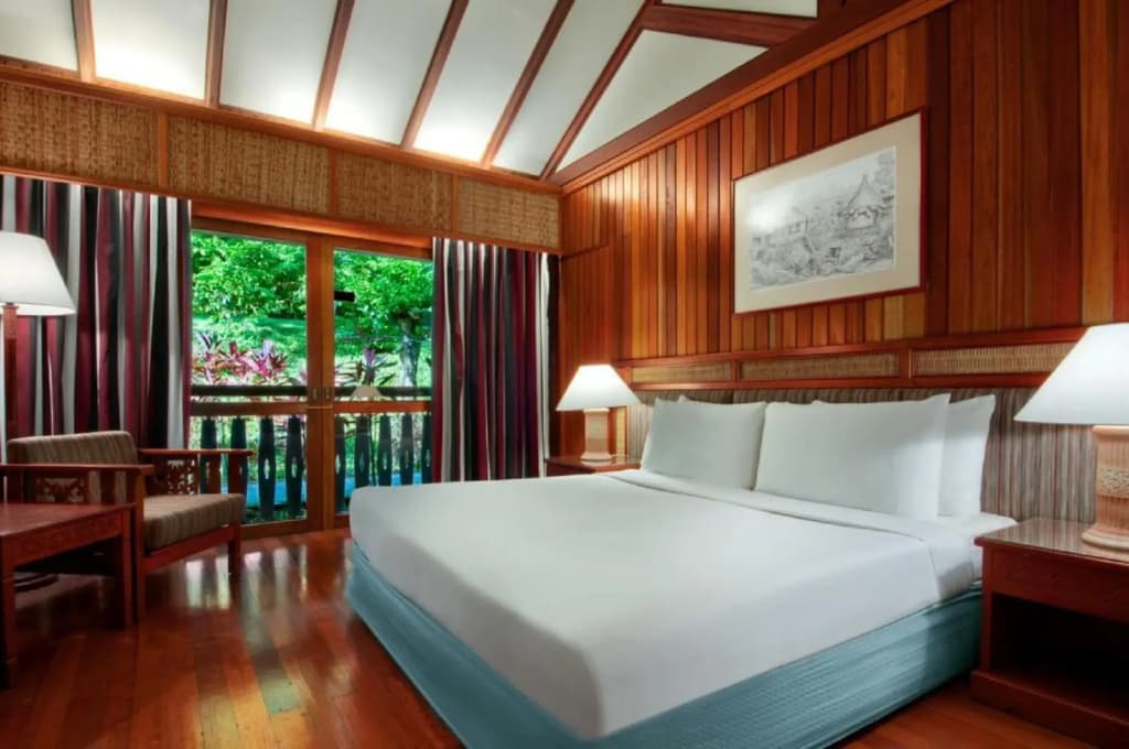 Hotel Longhouse - photo 5