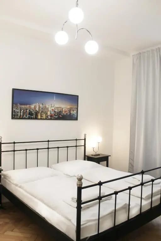 Modern apartment Michalska 6 - photo 2