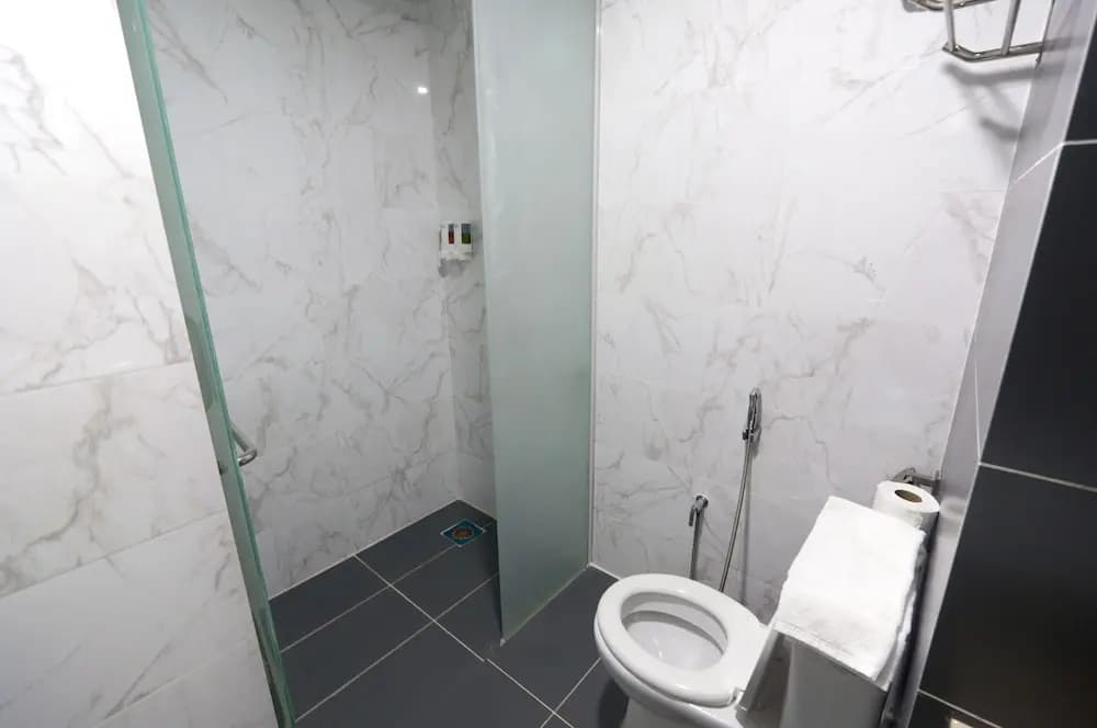 Hotel Scholar's Suites - photo 7