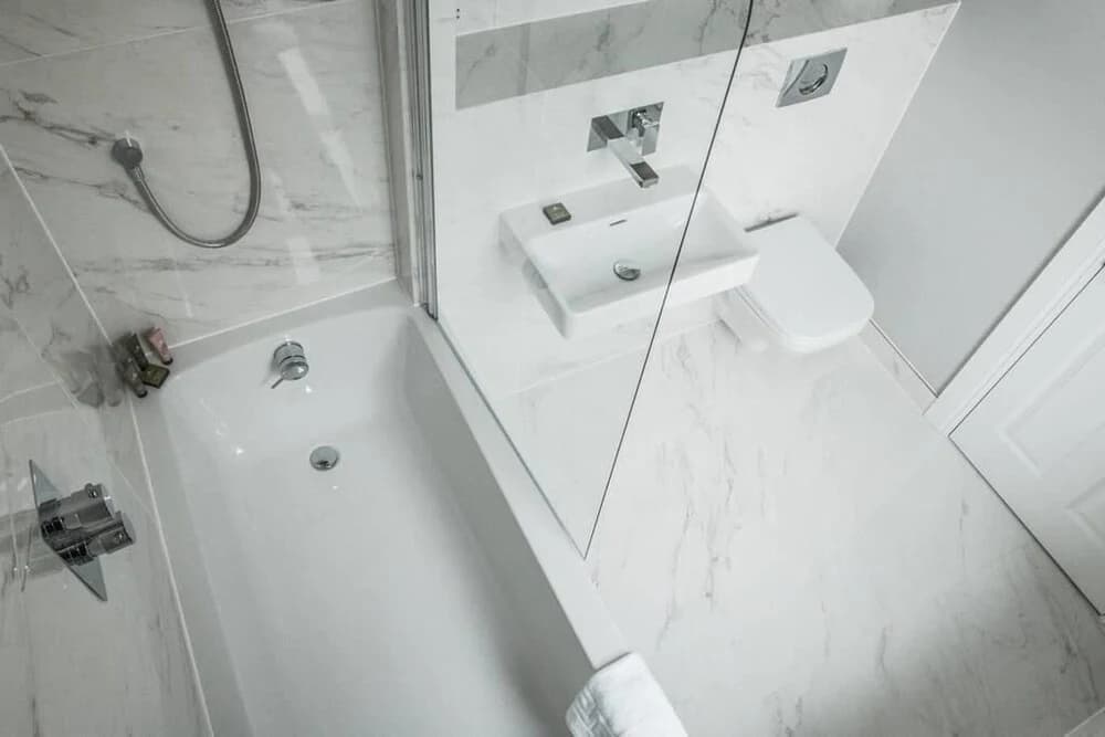 Ealing Apartments - photo 8