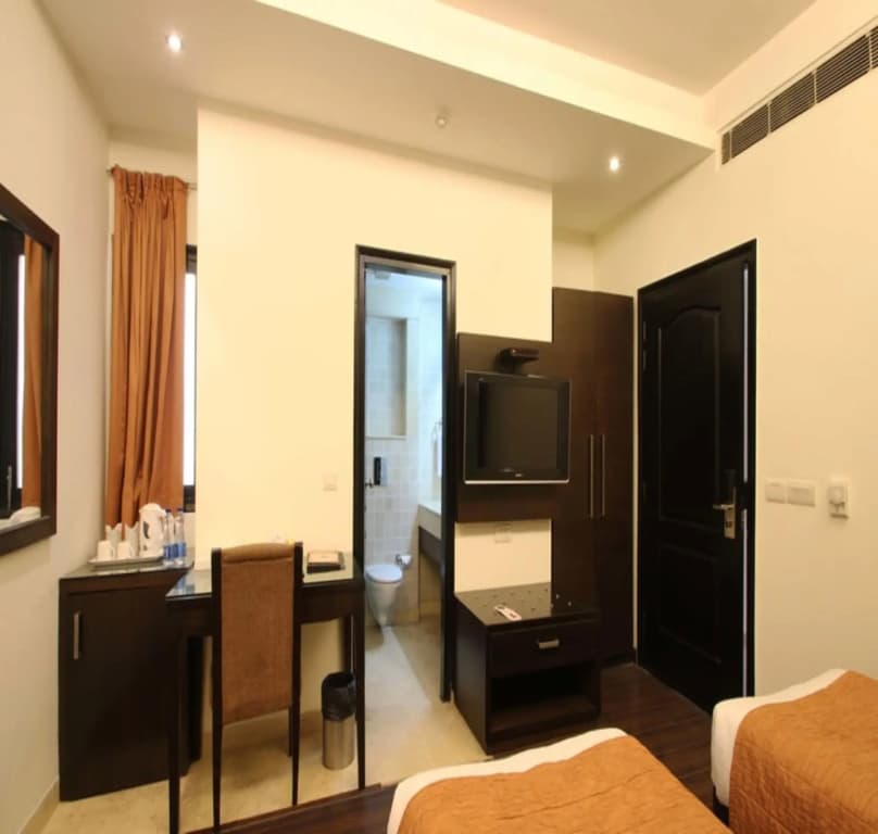 JHT Hotel - photo 13