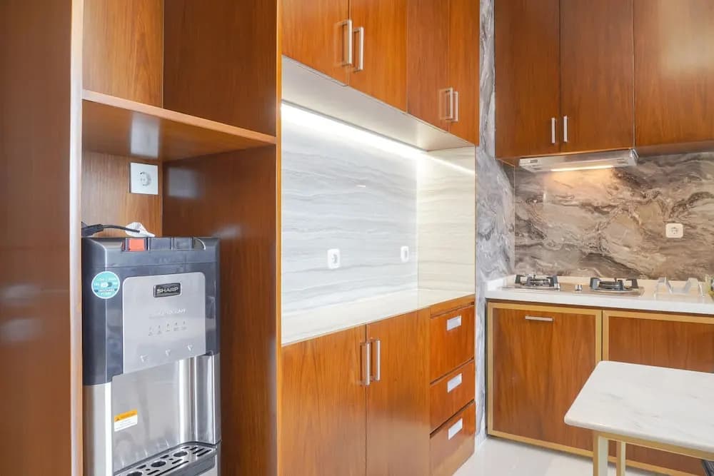 Homey And Spacious 2Br At Samara Suites Apartment - photo 20