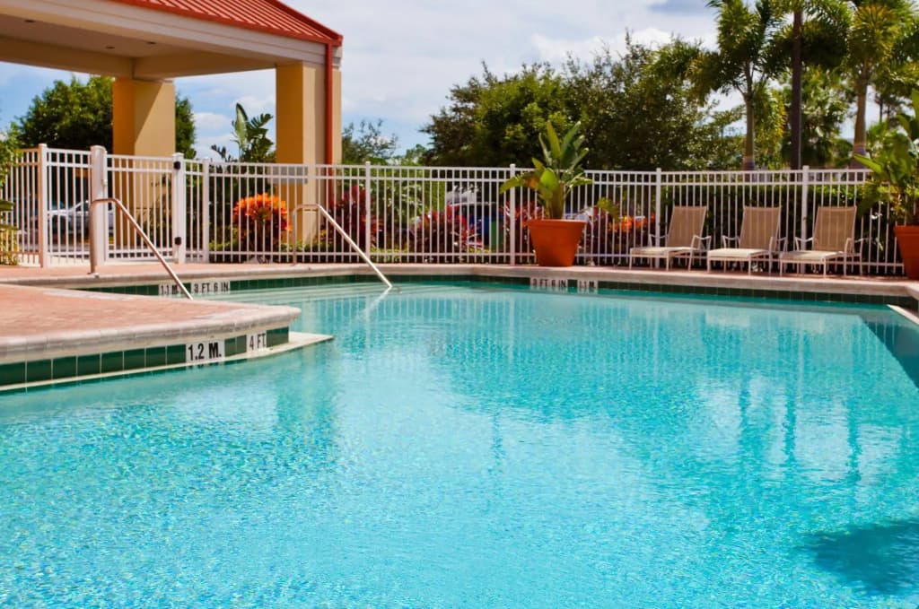 Holiday Inn Express & Suites Nearest Universal Orlando by IHG - photo 16