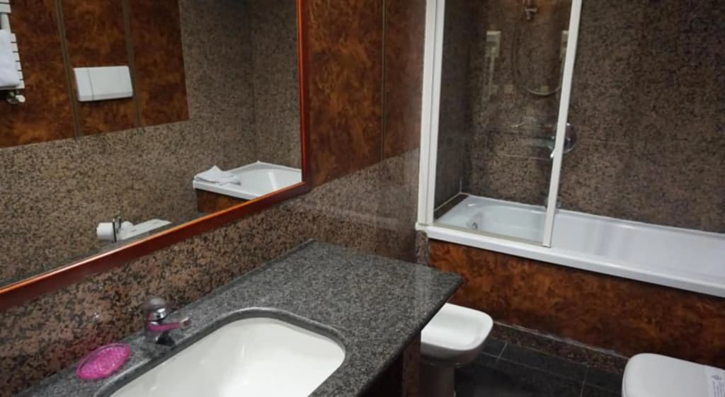 Hotel Madison - photo 8