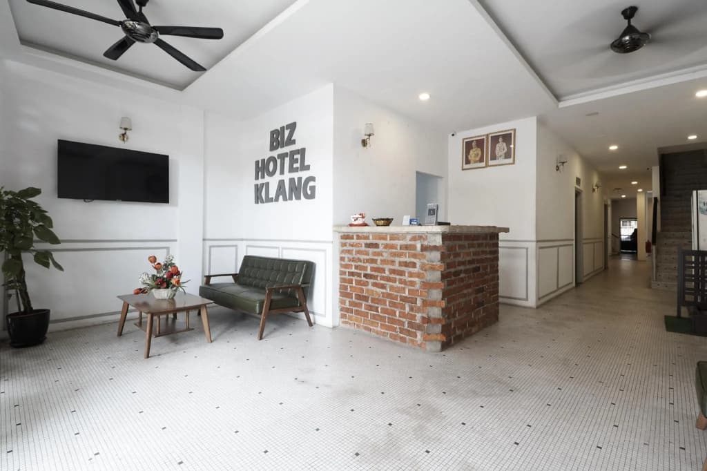 M S Hotel, Tengku Kelana KTM Klang - photo 12