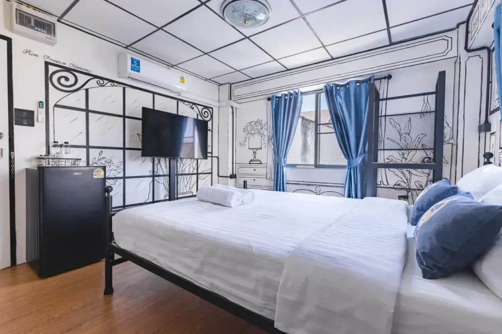 RoomQuest Chiang Mai Tha Phae - photo 4