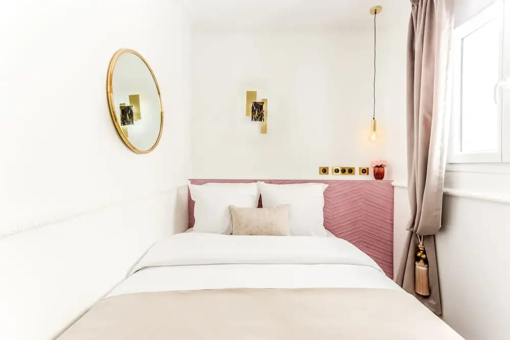 Luxury 4 Bedroom 3 Bathroom Louvre - AC - photo 6