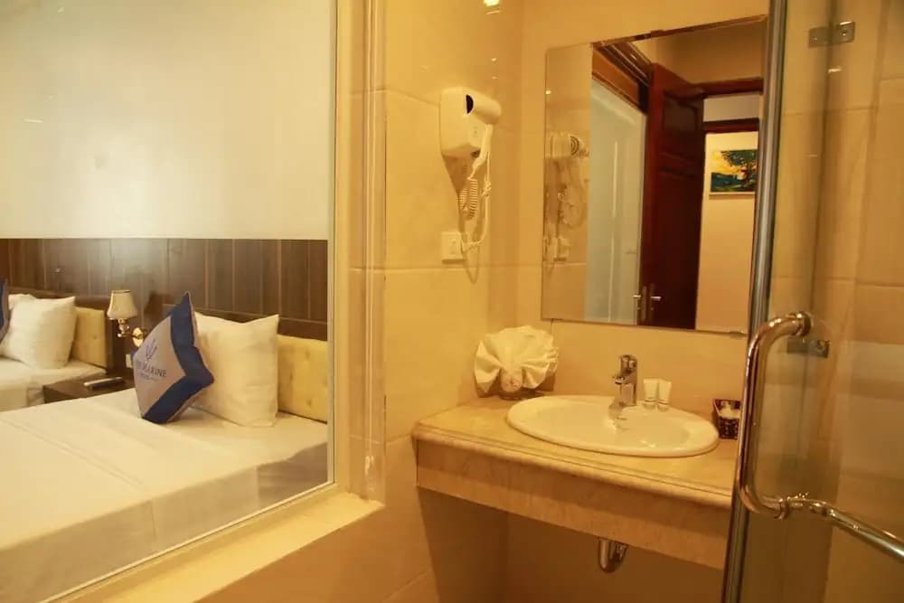 The Marine Hotel - photo 14