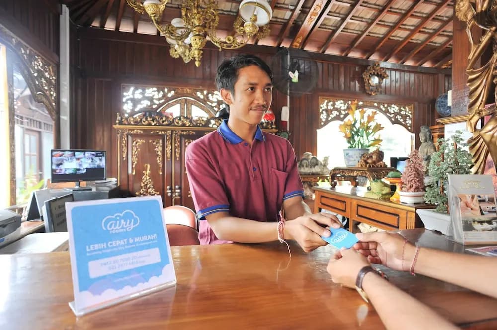 Airy Legian Dewi Sri 88 Kuta Bali - photo 17