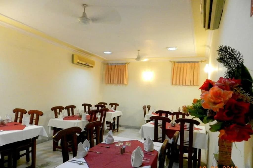 Hotel Tara Palace, Chandni Chowk - photo 16