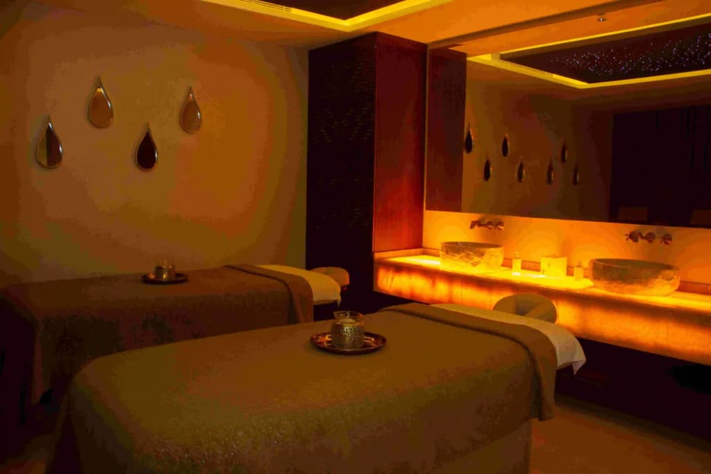 Al Husn Muscat Hotel - photo 14