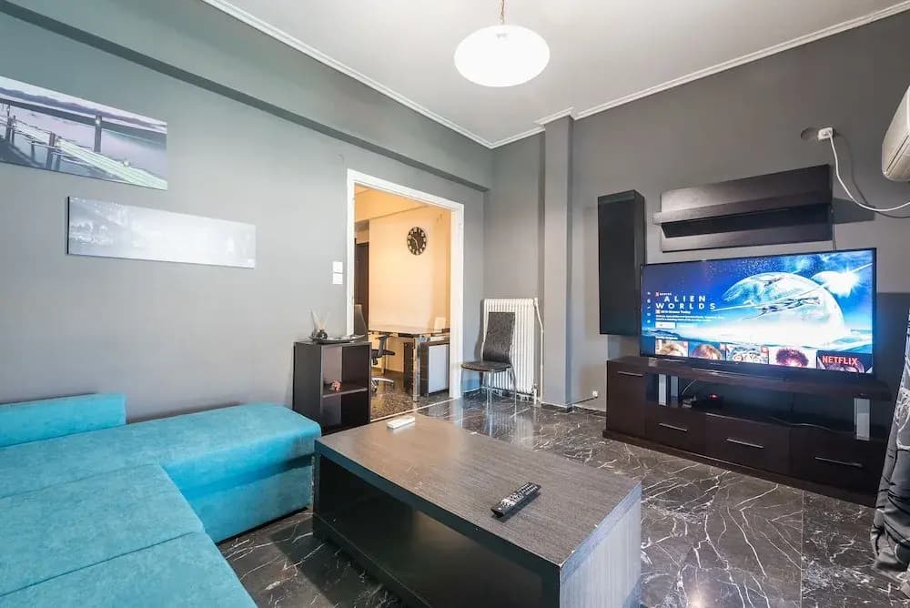 Topfloor Central Apt With Urban Views - photo 5
