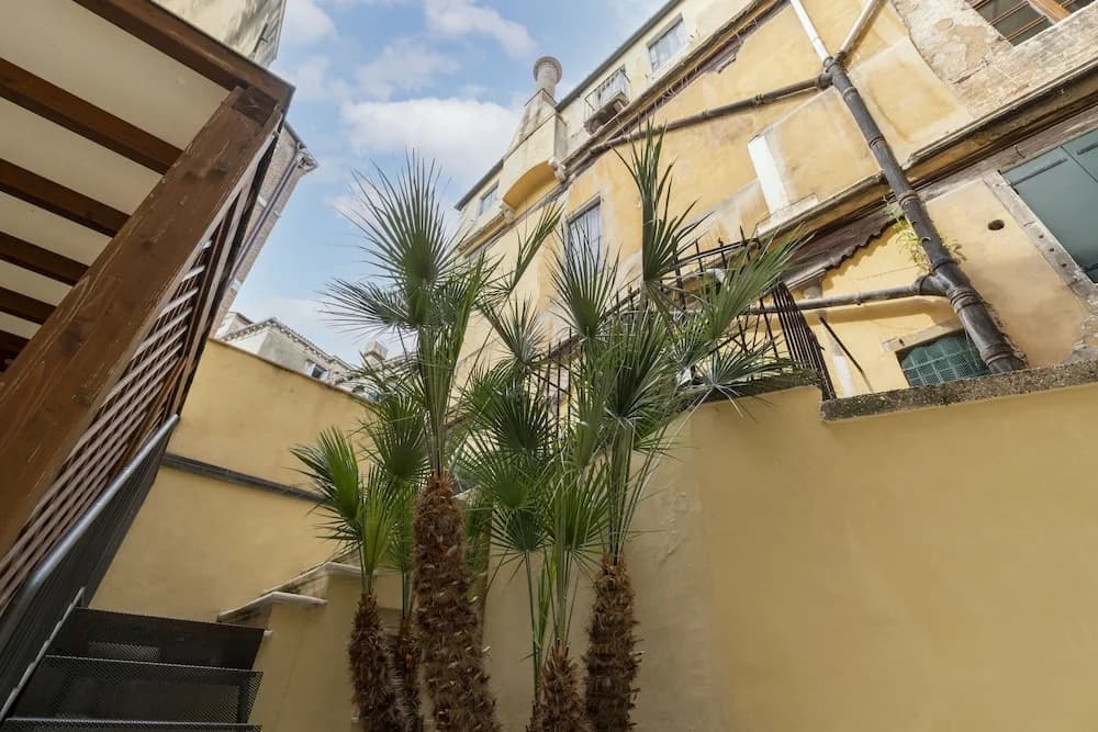 Gondola Luxury - Campo Santi Filippo e Giacomo by Wonderful Italy - photo 22