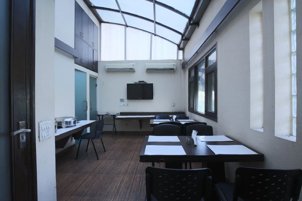 FabHotel Aashraye Nehru Place - photo 12