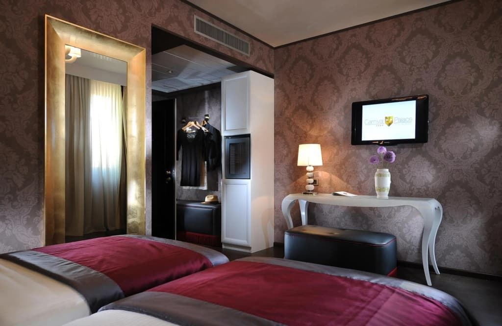 Carnival Palace Hotel - photo 49