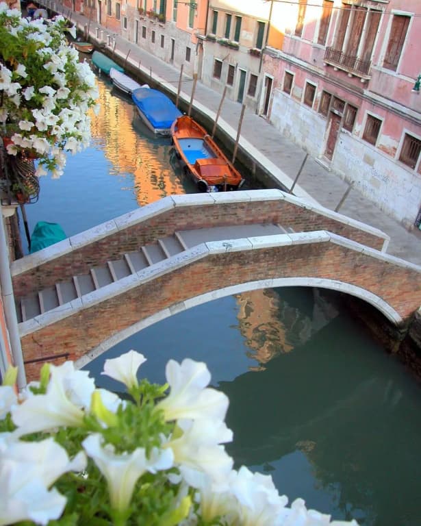 3749 Ponte Chiodo Guest House - photo 10