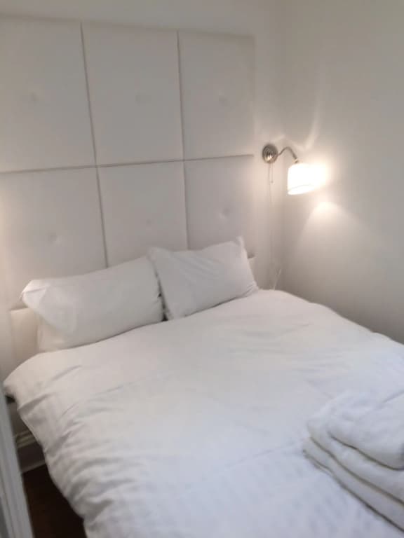 Hanover 71 Suites - photo 10